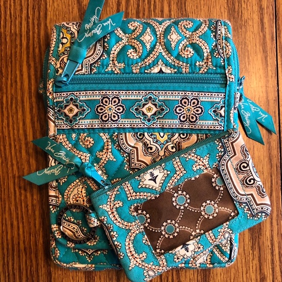 Vera Bradley Handbags - Vera Bradley Totally Turq Set (Retired)